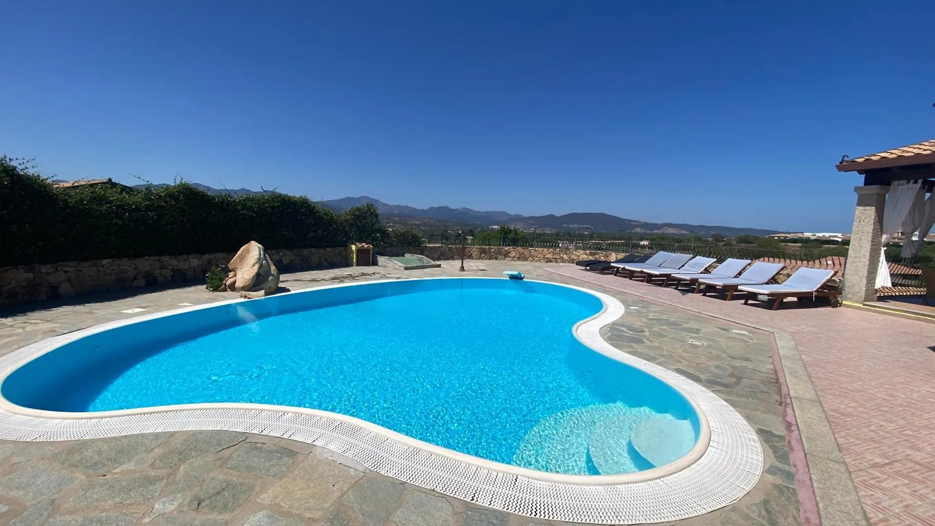 Villa Peonia 布多尼